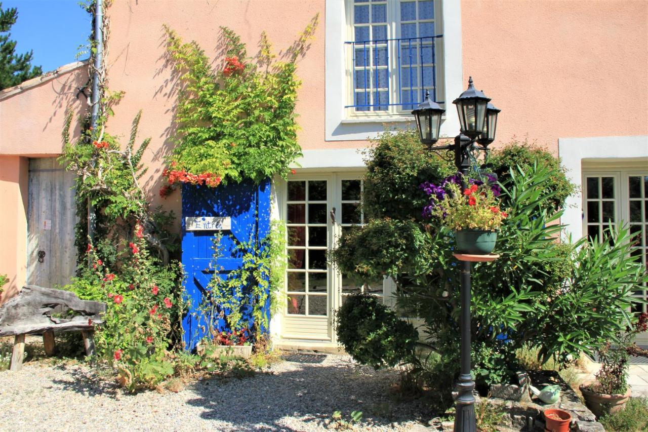 Le Mas De La Cigale Bleue, Caumont Sur Durance 외부 사진